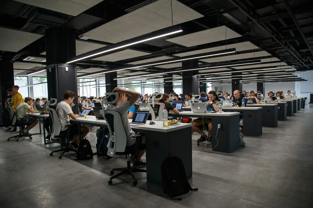 Tendências de SST e saúde mental no trabalho para 2026+